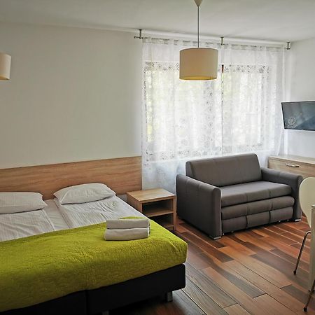 Villa Veell - Tylko 4 Minuty Od Pieknej Szerokiej Plazy 波别罗沃 外观 照片