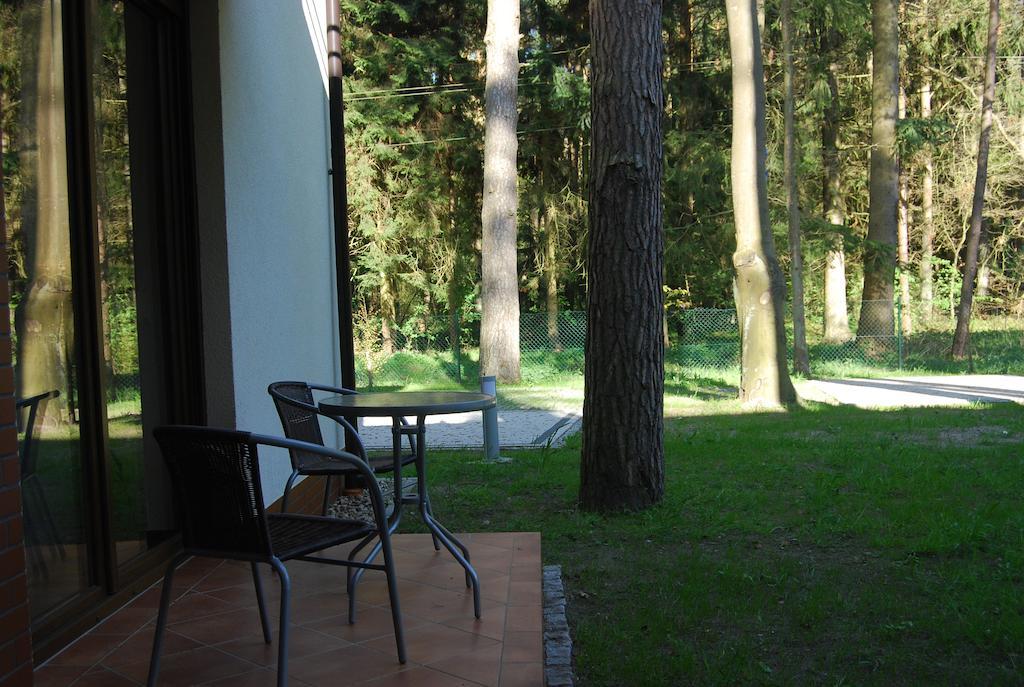 Villa Veell - Tylko 4 Minuty Od Pieknej Szerokiej Plazy 波别罗沃 外观 照片