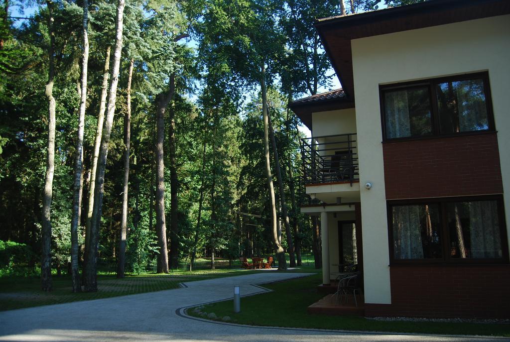 Villa Veell - Tylko 4 Minuty Od Pieknej Szerokiej Plazy 波别罗沃 外观 照片